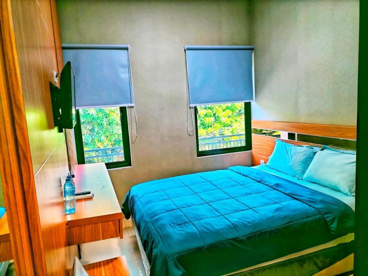 Cozy Residence Tomang Jakarta Exterior foto